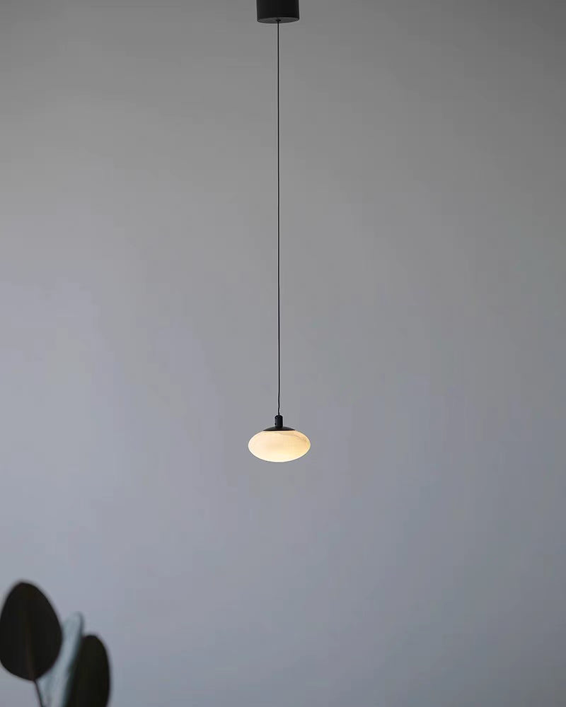 LumiShroom – Handcrafted Alabaster Mini Pendant Light with Adjustable Suspension